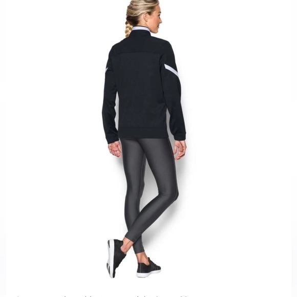 New with out tags Under Armour Women's Oualifier Knit Warm-up Jacket - Picture 3 of 7